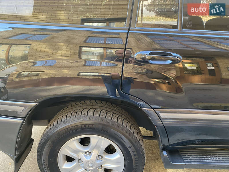 Внедорожник / Кроссовер Toyota Land Cruiser 2006 в Новых Петровцах фото 21 Внедорожник / Кроссовер Toyota Land Cruiser 2006 в Новых Петровцах
