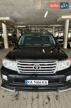 Позашляховик / Кросовер Toyota Land Cruiser 2012 в Львові