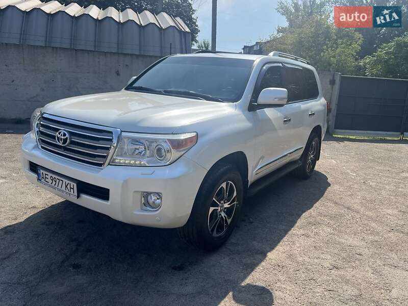 Внедорожник / Кроссовер Toyota Land Cruiser 2013 в Днепре фото 4 Внедорожник / Кроссовер Toyota Land Cruiser 2013 в Днепре