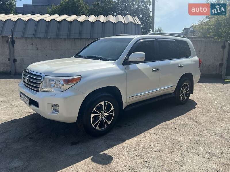 Toyota Land Cruiser 2013 Toyota Land Cruiser 2013