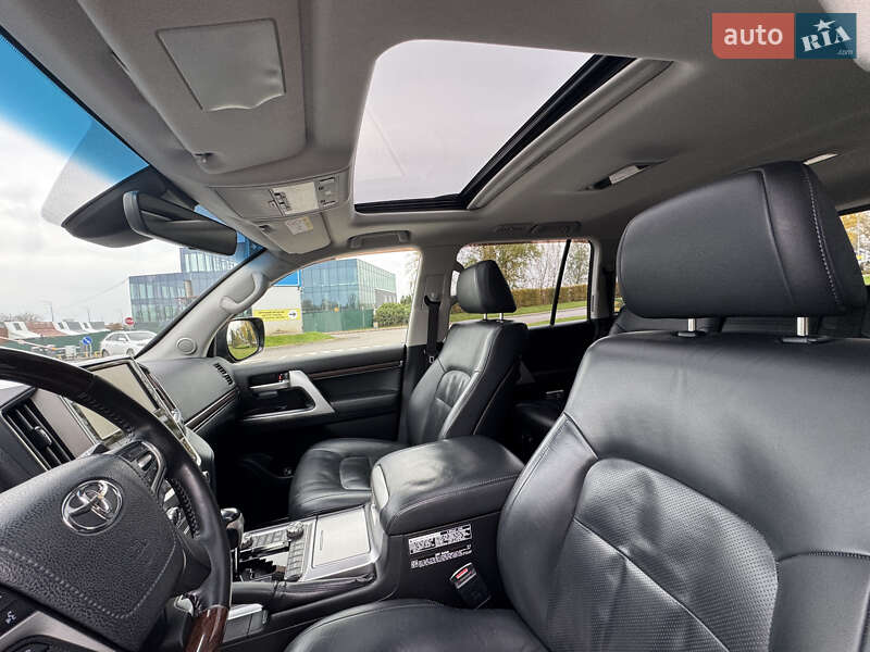Внедорожник / Кроссовер Toyota Land Cruiser 2016 в Киеве
