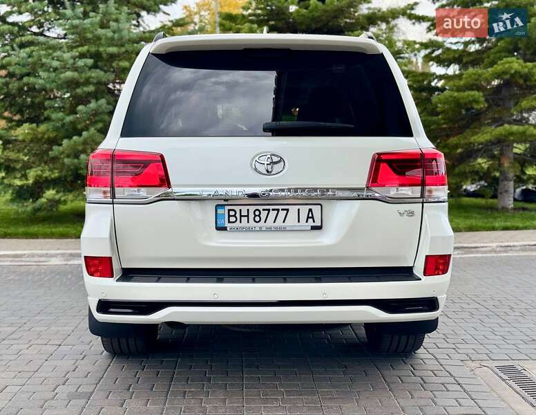 Позашляховик / Кросовер Toyota Land Cruiser 2018 в Одесі фото 11 Позашляховик / Кросовер Toyota Land Cruiser 2018 в Одесі
