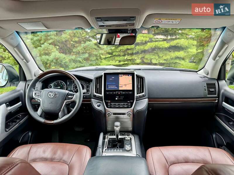 Позашляховик / Кросовер Toyota Land Cruiser 2018 в Одесі фото 24 Позашляховик / Кросовер Toyota Land Cruiser 2018 в Одесі