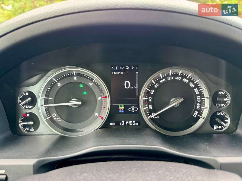 Позашляховик / Кросовер Toyota Land Cruiser 2018 в Одесі фото 28 Позашляховик / Кросовер Toyota Land Cruiser 2018 в Одесі