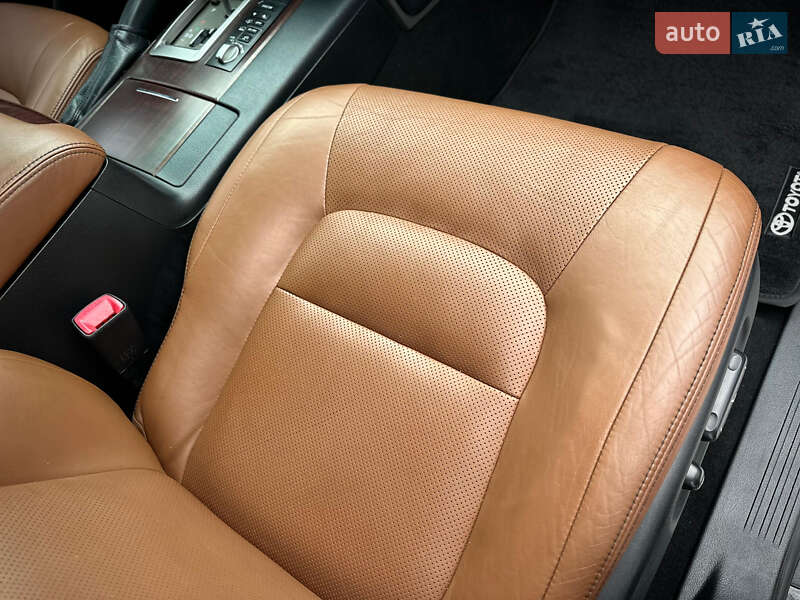 Внедорожник / Кроссовер Toyota Land Cruiser 2014 в Киеве