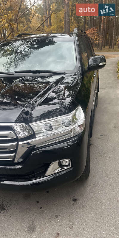 Внедорожник / Кроссовер Toyota Land Cruiser 2019 в Соснице