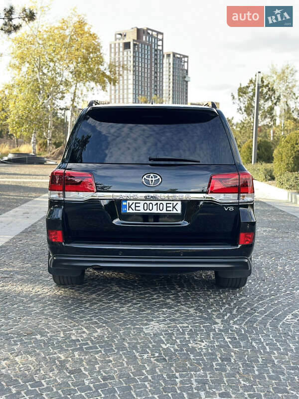 Внедорожник / Кроссовер Toyota Land Cruiser 2018 в Днепре фото 6 Внедорожник / Кроссовер Toyota Land Cruiser 2018 в Днепре