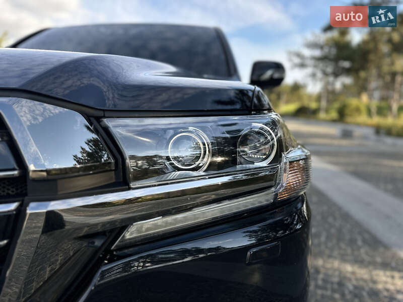 Внедорожник / Кроссовер Toyota Land Cruiser 2018 в Днепре фото 9 Внедорожник / Кроссовер Toyota Land Cruiser 2018 в Днепре
