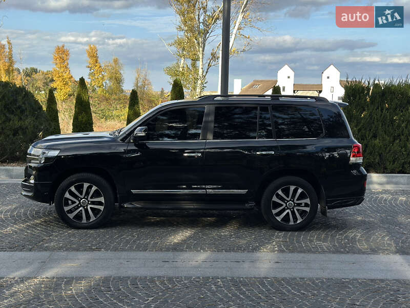 Внедорожник / Кроссовер Toyota Land Cruiser 2018 в Днепре фото 8 Внедорожник / Кроссовер Toyota Land Cruiser 2018 в Днепре