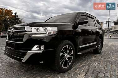 Внедорожник / Кроссовер Toyota Land Cruiser 2020 в 
