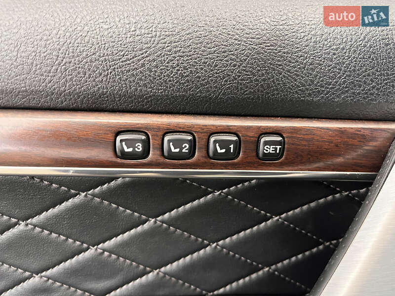 Внедорожник / Кроссовер Toyota Land Cruiser 2017 в Львове фото 15 Внедорожник / Кроссовер Toyota Land Cruiser 2017 в Львове