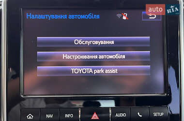Внедорожник / Кроссовер Toyota Land Cruiser 2017 в 