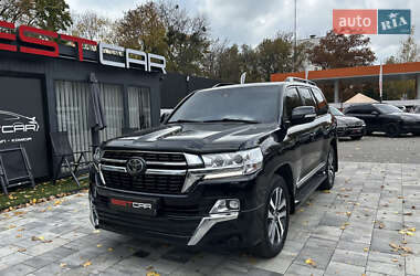 Позашляховик / Кросовер Toyota Land Cruiser 2016 в  фото 4 Позашляховик / Кросовер Toyota Land Cruiser 2016 в