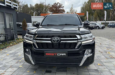 Позашляховик / Кросовер Toyota Land Cruiser 2016 в  фото 8 Позашляховик / Кросовер Toyota Land Cruiser 2016 в