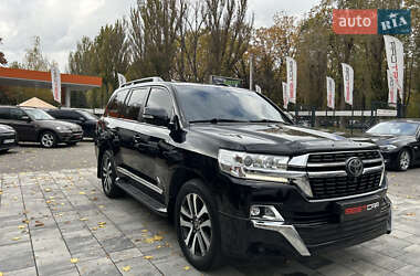 Позашляховик / Кросовер Toyota Land Cruiser 2016 в  фото 10 Позашляховик / Кросовер Toyota Land Cruiser 2016 в