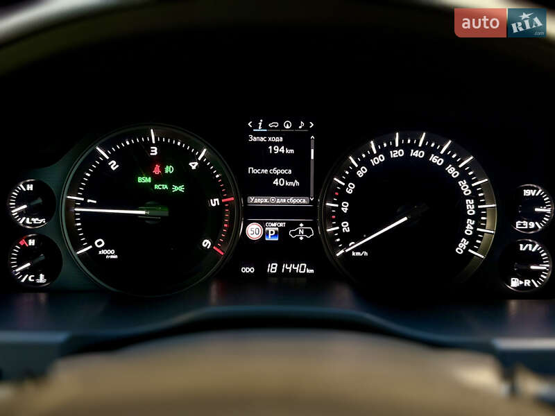 Внедорожник / Кроссовер Toyota Land Cruiser 2015 в Харькове фото 24 Внедорожник / Кроссовер Toyota Land Cruiser 2015 в Харькове