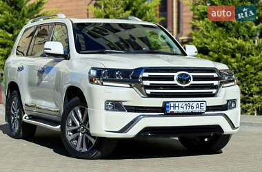 Внедорожник / Кроссовер Toyota Land Cruiser 2017 в Одессе Внедорожник / Кроссовер Toyota Land Cruiser 2017 в Одессе