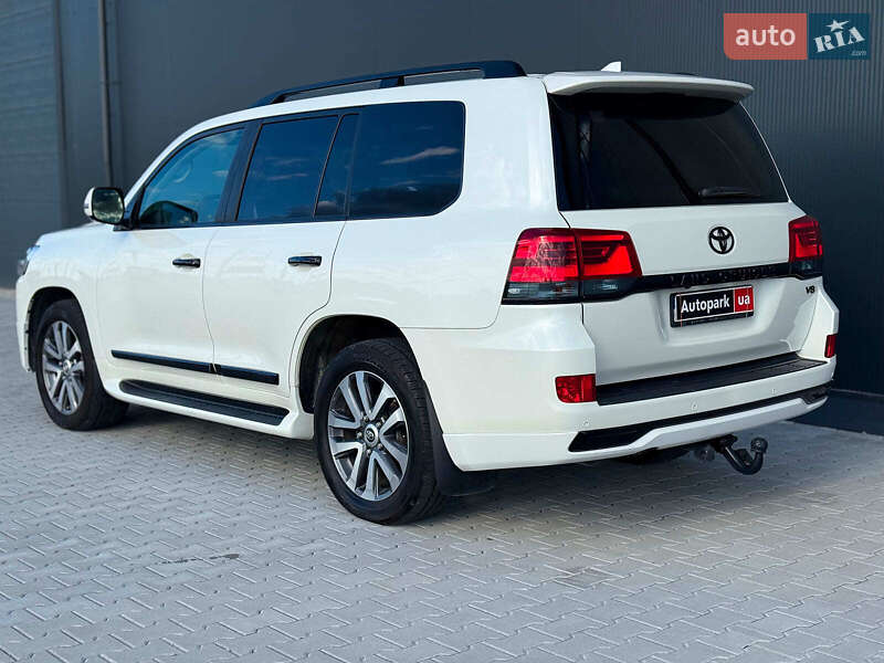 Внедорожник / Кроссовер Toyota Land Cruiser 2016 в Львове