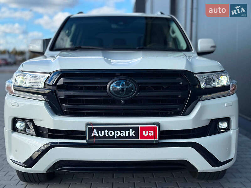 Внедорожник / Кроссовер Toyota Land Cruiser 2016 в Львове