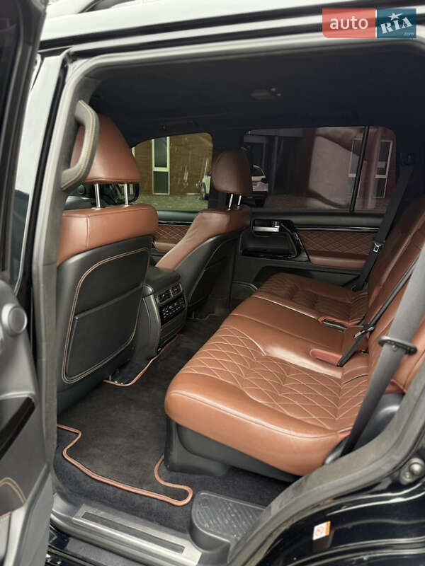 Внедорожник / Кроссовер Toyota Land Cruiser 2017 в Днепре