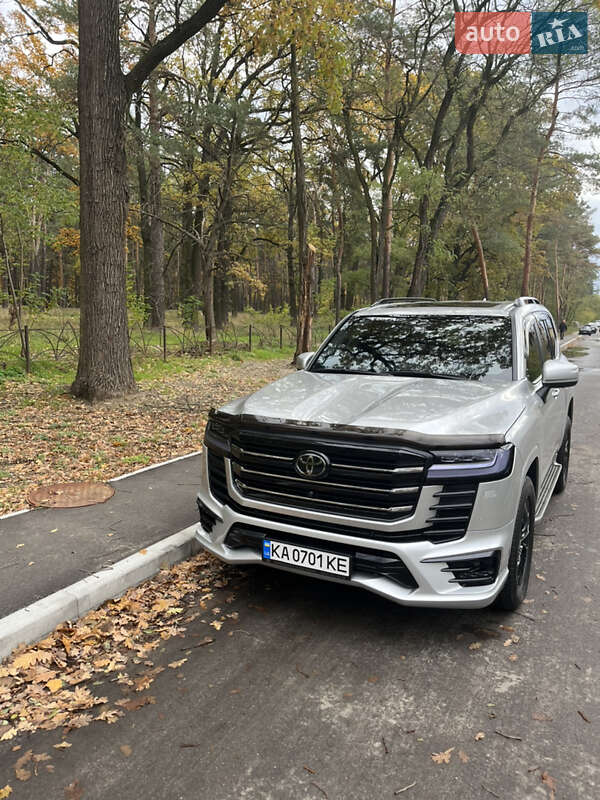 Внедорожник / Кроссовер Toyota Land Cruiser 2021 в Киеве фото Внедорожник / Кроссовер Toyota Land Cruiser 2021 в Киеве
