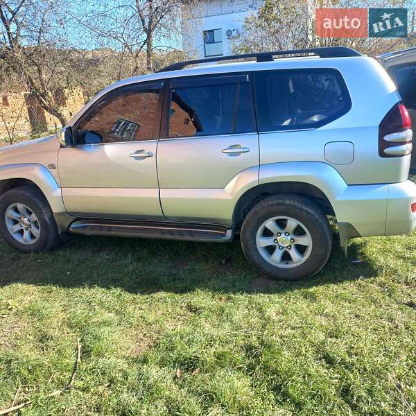 Внедорожник / Кроссовер Toyota Land Cruiser 2004 в Львове