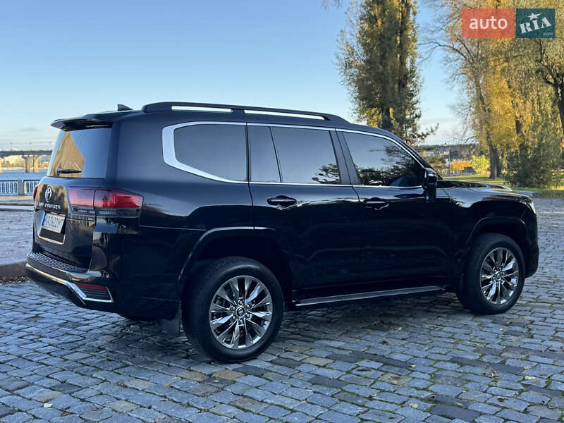 Позашляховик / Кросовер Toyota Land Cruiser 2023 в Києві фото 16 Позашляховик / Кросовер Toyota Land Cruiser 2023 в Києві