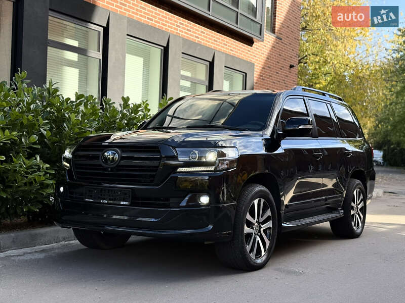 Внедорожник / Кроссовер Toyota Land Cruiser 2016 в Львове фото 10 Внедорожник / Кроссовер Toyota Land Cruiser 2016 в Львове