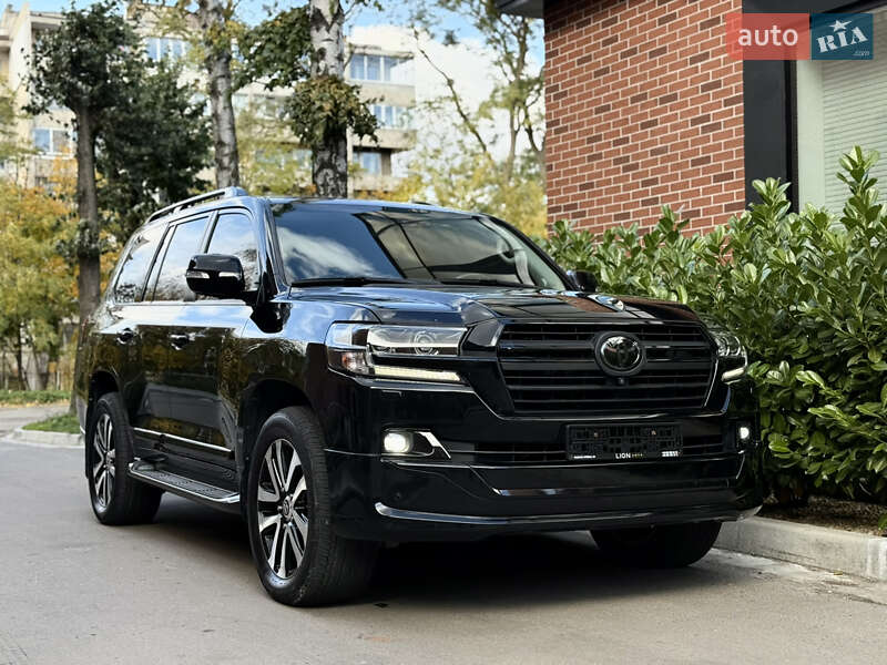 Внедорожник / Кроссовер Toyota Land Cruiser 2016 в Львове фото 23 Внедорожник / Кроссовер Toyota Land Cruiser 2016 в Львове