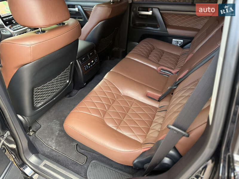 Внедорожник / Кроссовер Toyota Land Cruiser 2016 в Львове фото 50 Внедорожник / Кроссовер Toyota Land Cruiser 2016 в Львове