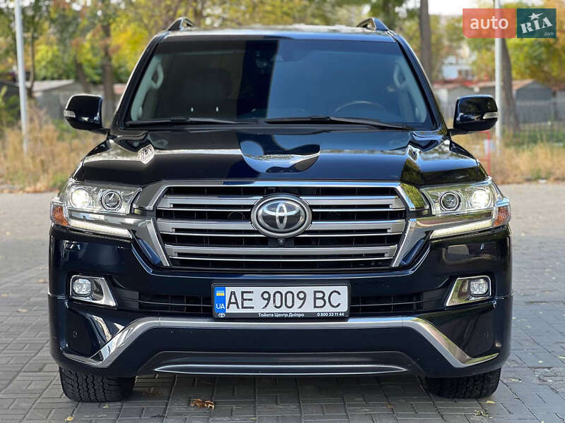 Позашляховик / Кросовер Toyota Land Cruiser 2016 в Дніпрі фото 2 Позашляховик / Кросовер Toyota Land Cruiser 2016 в Дніпрі
