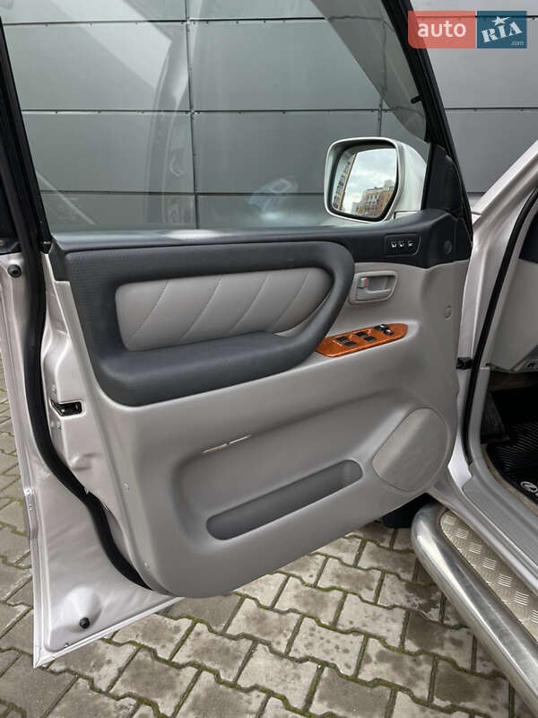 Внедорожник / Кроссовер Toyota Land Cruiser 2003 в Одессе фото 8 Внедорожник / Кроссовер Toyota Land Cruiser 2003 в Одессе