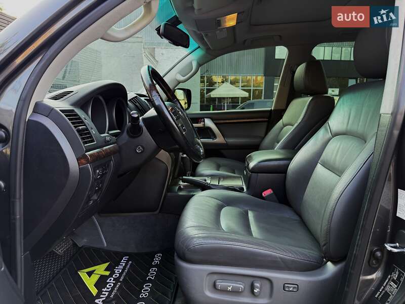 Внедорожник / Кроссовер Toyota Land Cruiser 2008 в Киеве фото 29 Внедорожник / Кроссовер Toyota Land Cruiser 2008 в Киеве