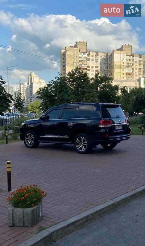 Toyota Land Cruiser 2019
