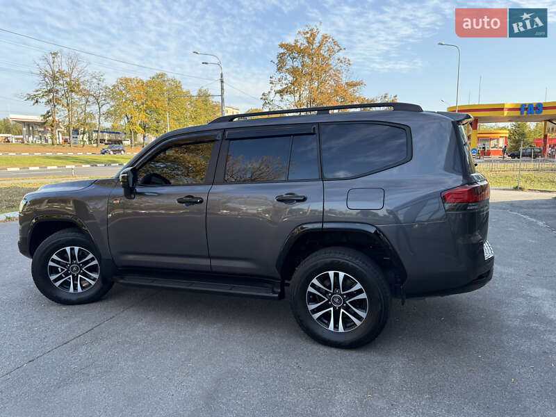 Внедорожник / Кроссовер Toyota Land Cruiser 2021 в Харькове