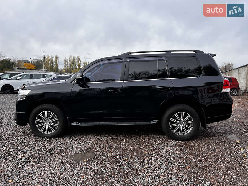 Позашляховик / Кросовер Toyota Land Cruiser 2015 в Черкасах фото 5 Позашляховик / Кросовер Toyota Land Cruiser 2015 в Черкасах