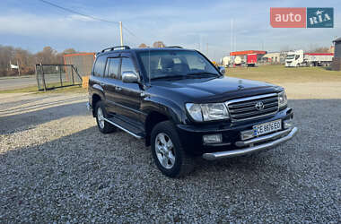 Внедорожник / Кроссовер Toyota Land Cruiser 2003 в Черновцах