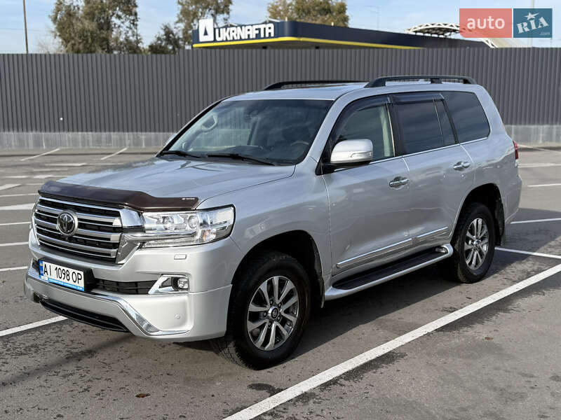 Внедорожник / Кроссовер Toyota Land Cruiser 2017 в Киеве фото 2 Внедорожник / Кроссовер Toyota Land Cruiser 2017 в Киеве