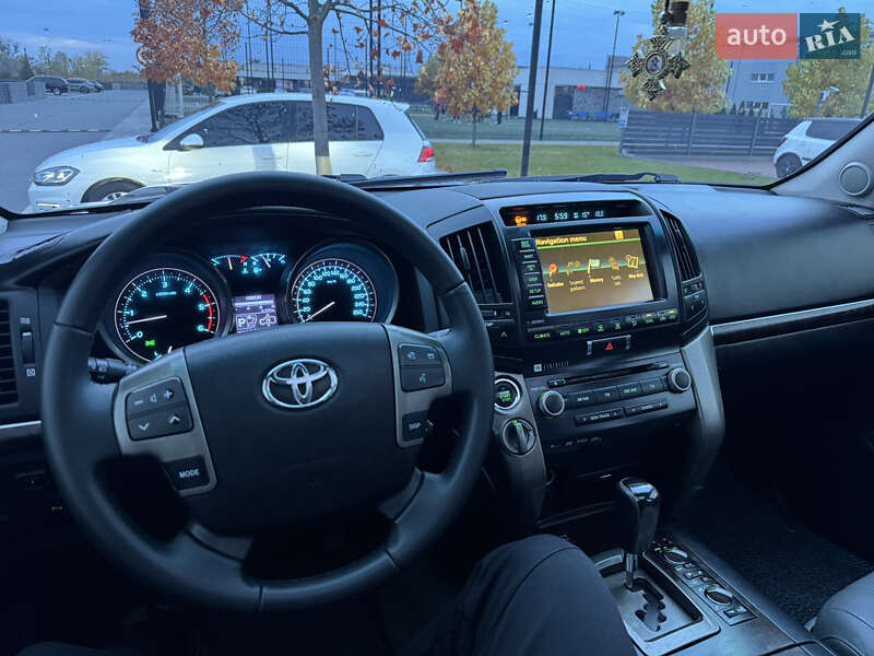 Внедорожник / Кроссовер Toyota Land Cruiser 2010 в Мукачево