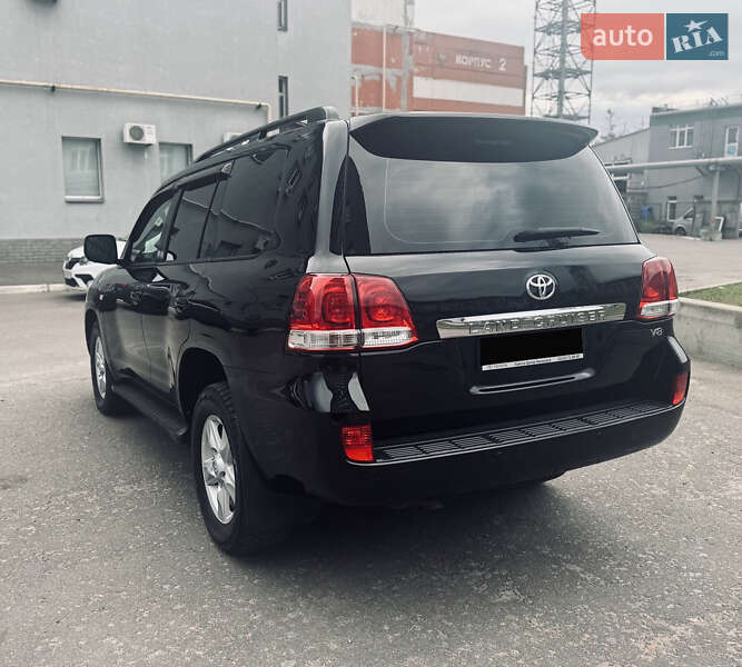 Внедорожник / Кроссовер Toyota Land Cruiser 2011 в Киеве фото 22 Внедорожник / Кроссовер Toyota Land Cruiser 2011 в Киеве