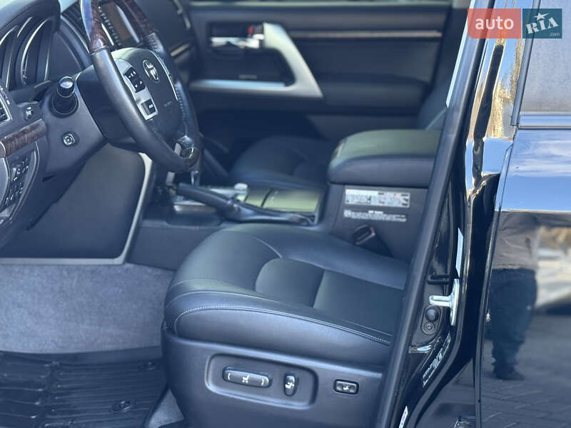 Позашляховик / Кросовер Toyota Land Cruiser 2013 в Білій Церкві