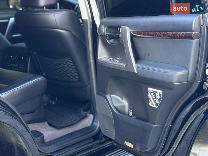 Позашляховик / Кросовер Toyota Land Cruiser 2013 в Білій Церкві