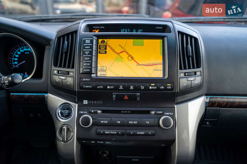 Внедорожник / Кроссовер Toyota Land Cruiser 2011 в Киеве