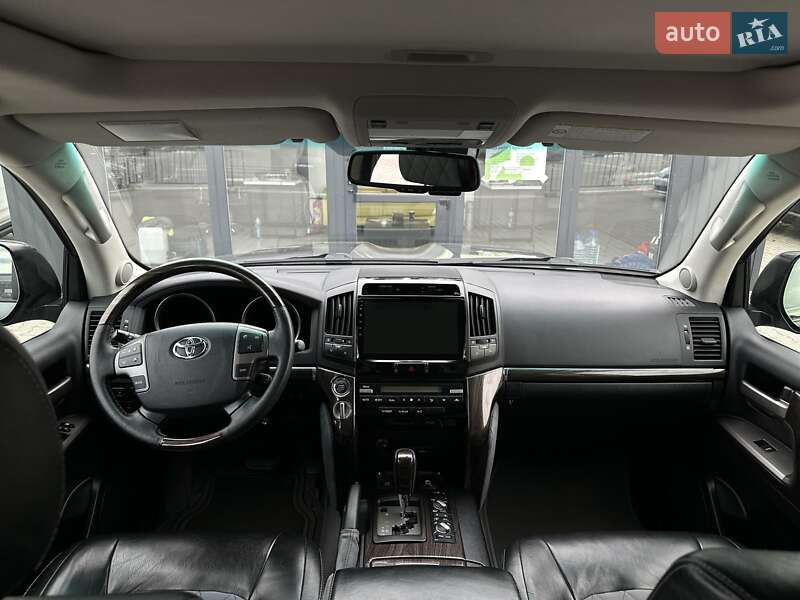 Внедорожник / Кроссовер Toyota Land Cruiser 2011 в Черновцах фото 25 Внедорожник / Кроссовер Toyota Land Cruiser 2011 в Черновцах