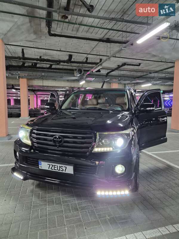 Внедорожник / Кроссовер Toyota Land Cruiser 2012 в Киеве
