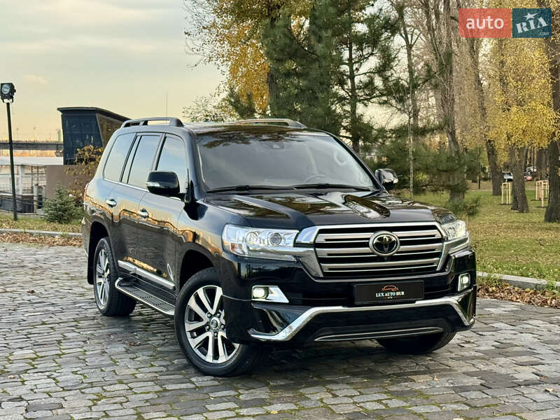 Внедорожник / Кроссовер Toyota Land Cruiser 2018 в Киеве