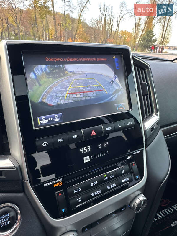 Внедорожник / Кроссовер Toyota Land Cruiser 2018 в Киеве