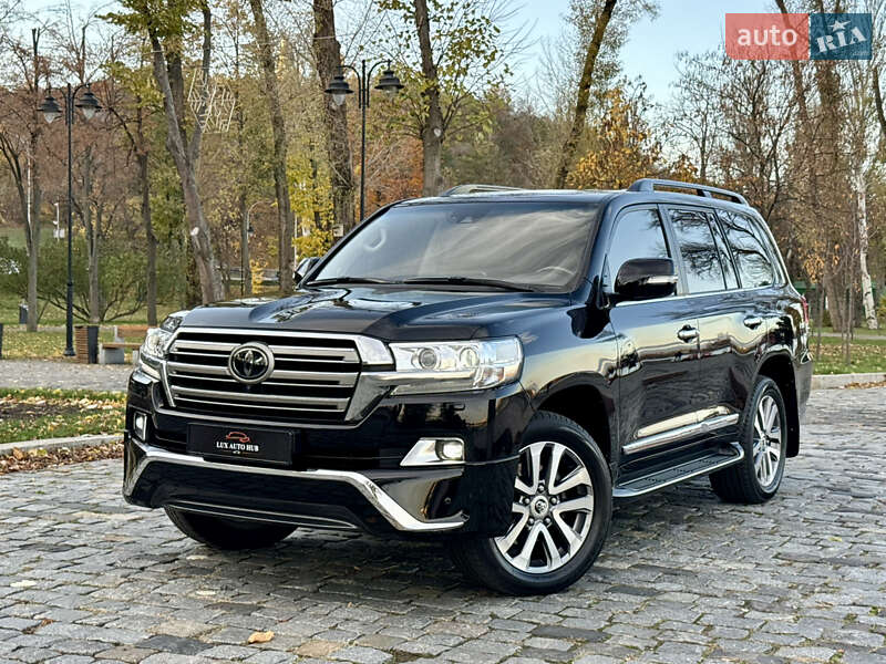 Внедорожник / Кроссовер Toyota Land Cruiser 2018 в Киеве