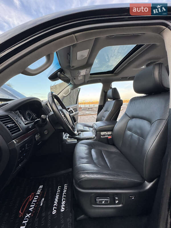 Внедорожник / Кроссовер Toyota Land Cruiser 2018 в Киеве