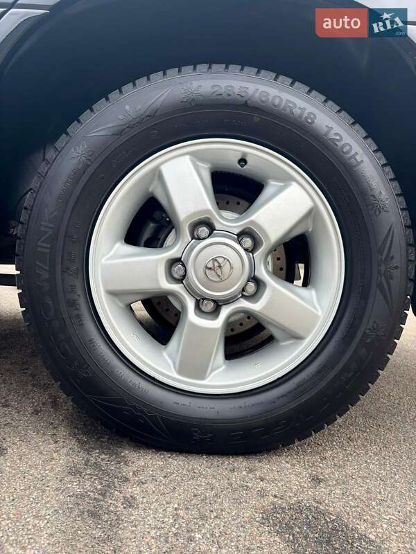 Внедорожник / Кроссовер Toyota Land Cruiser 2003 в Киеве фото 25 Внедорожник / Кроссовер Toyota Land Cruiser 2003 в Киеве